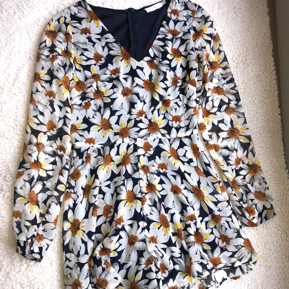 Lush Longsleeve Daisy Romper - Picture 1 of 2
